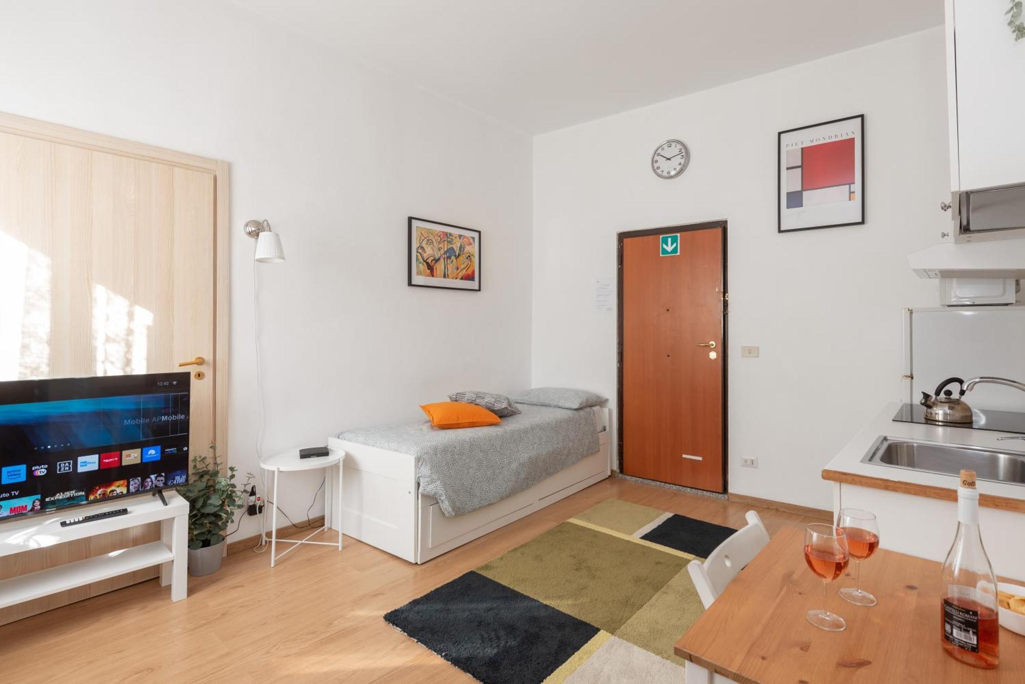 Central Little Basic Apartment 罗马 外观 照片