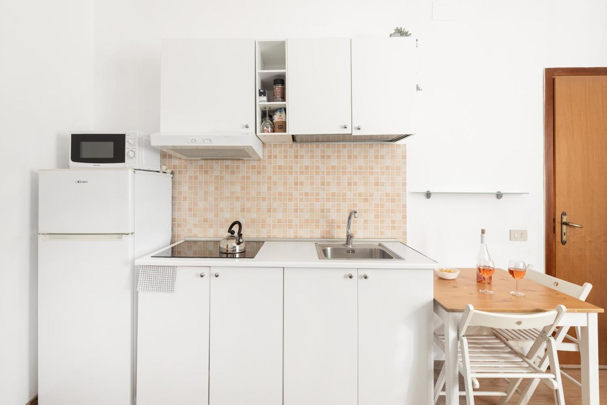 Central Little Basic Apartment 罗马 外观 照片